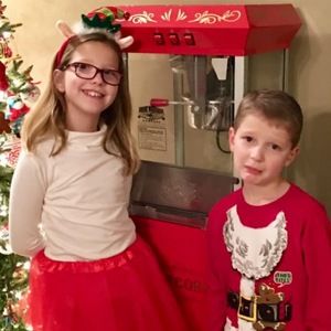 Meet your Posher, Leslie